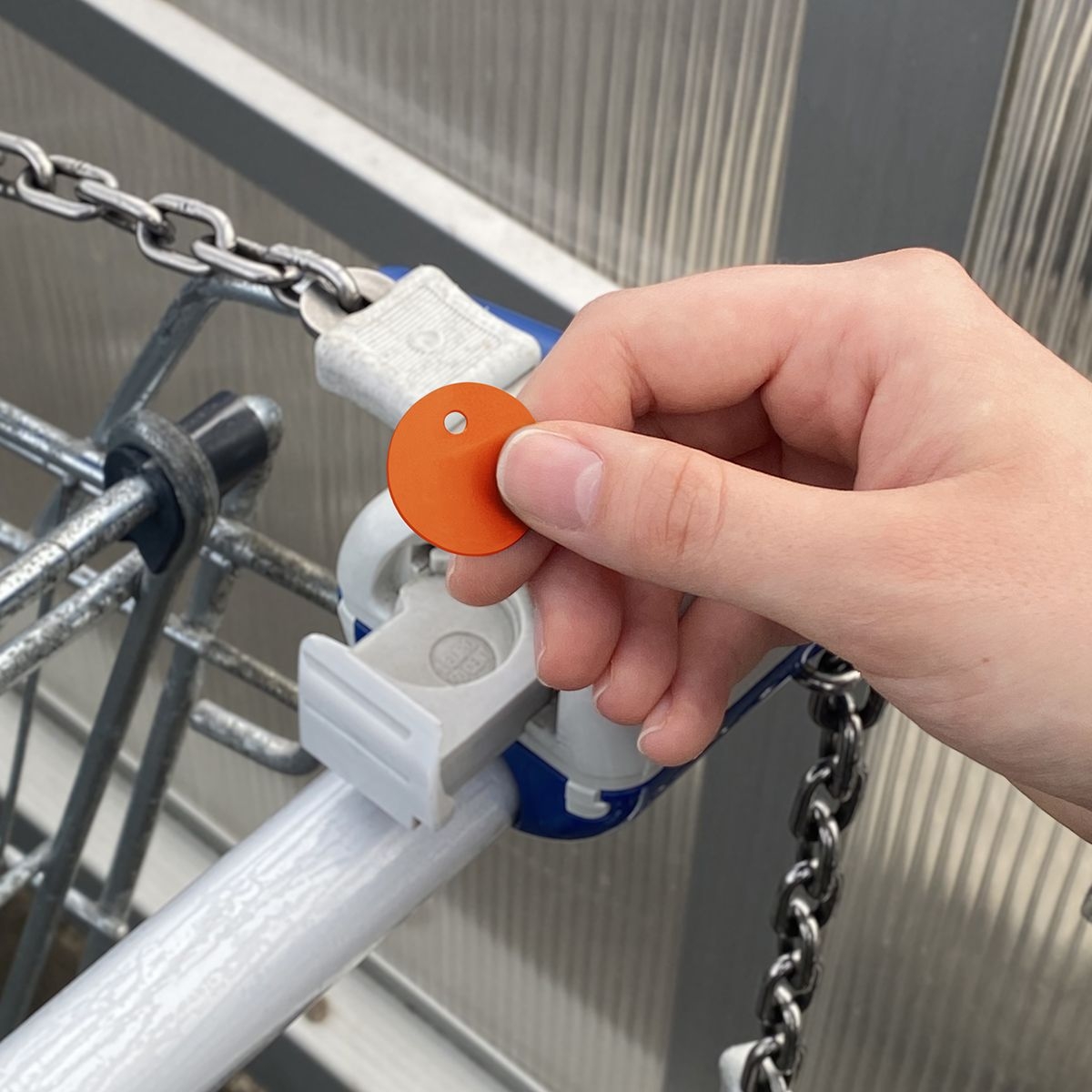 HE3217K-51€-Chip_ orange