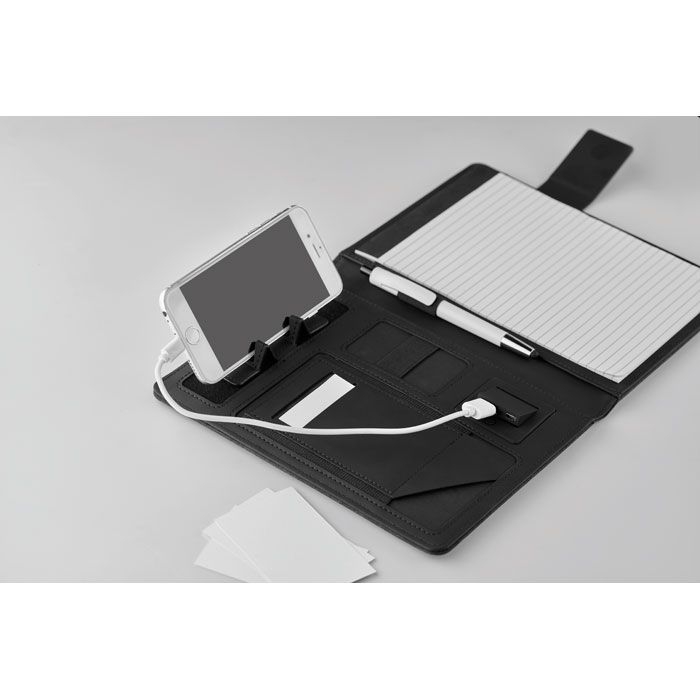 MO9231-03Powernoty DIN A5 Portfolio _ Powerbank_ schwarz