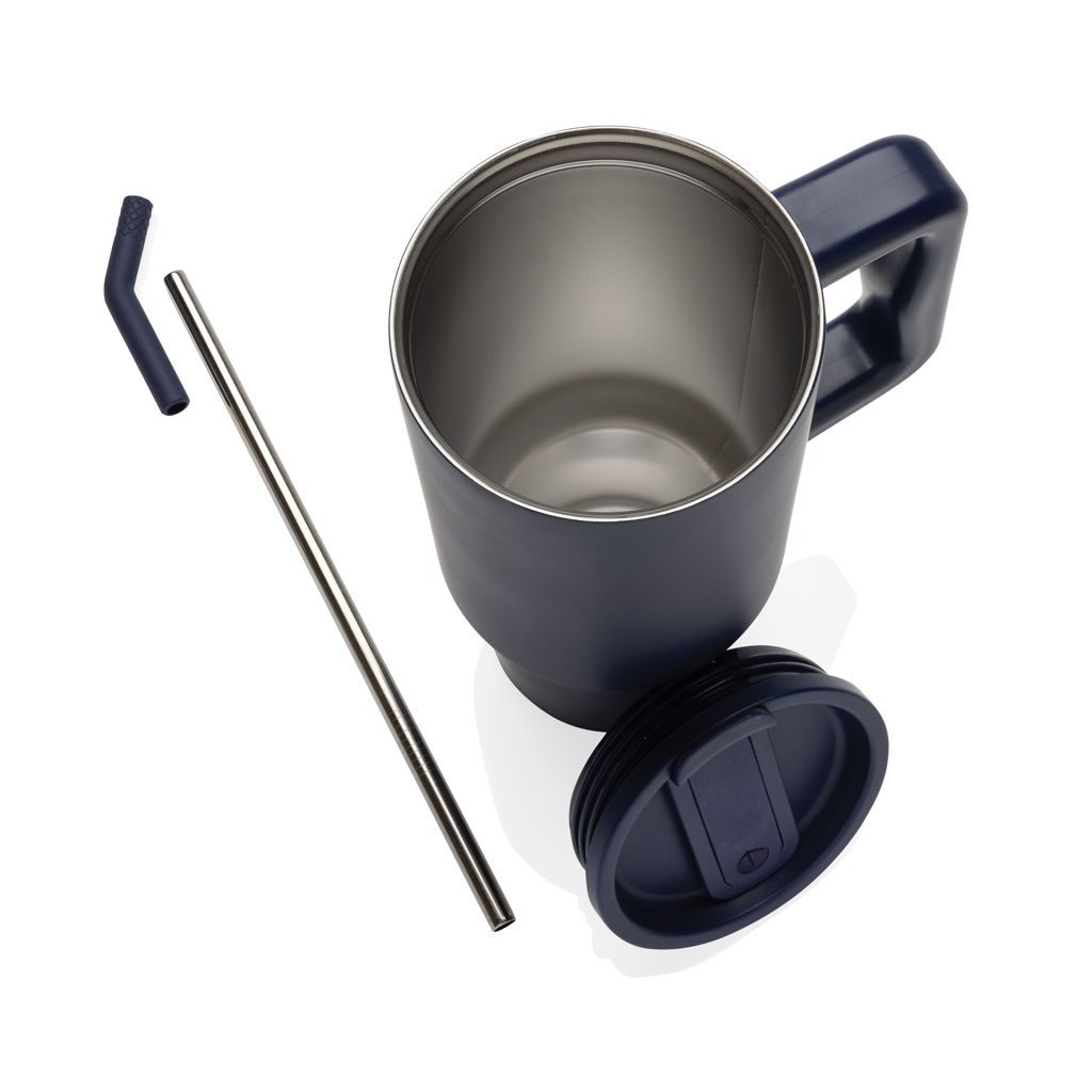 XDP437.30-25Embrace Deluxe Becher aus RCS recyceltem Edelstahl 900ml_ navy blau