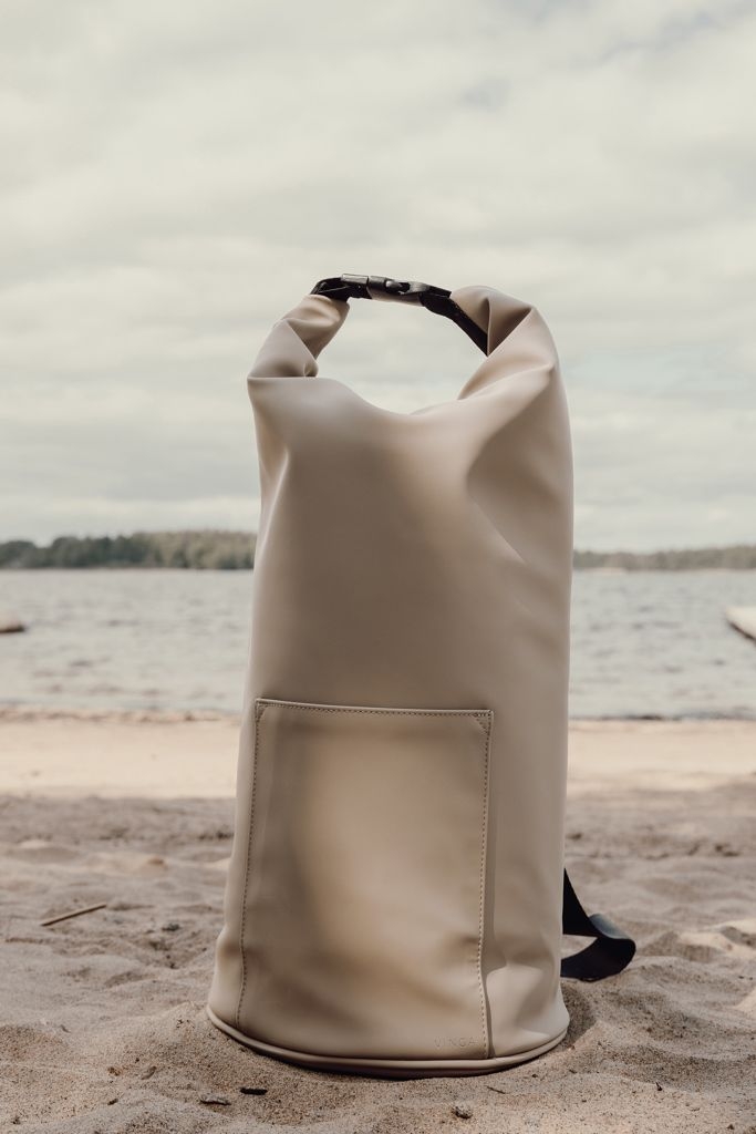 XDV77502-19VINGA Baltimore RCS Roll-Top Kuehltasche_ greige