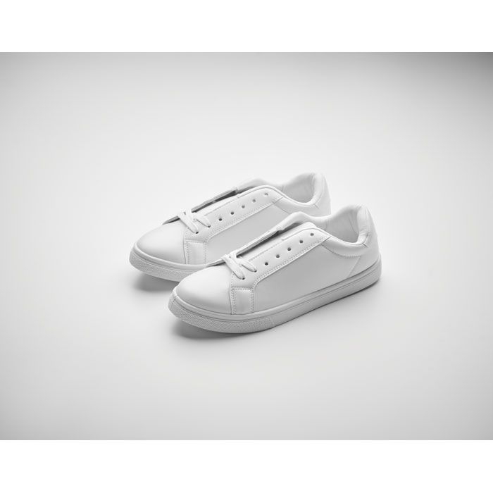 MO2039-06Blancos Sneakers aus PU Gr. 39_ weiss