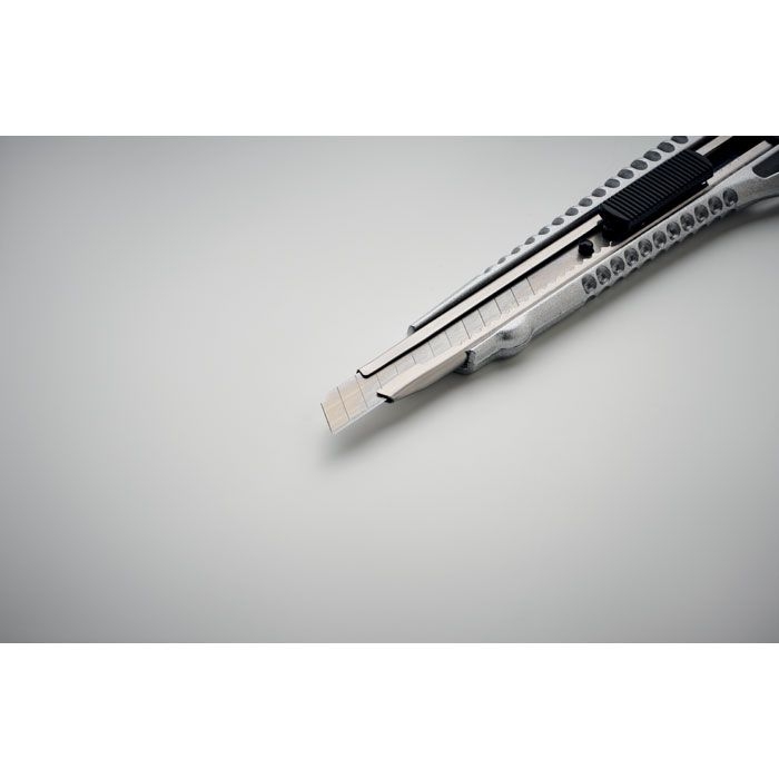 MO2138-14Tracta Einziehbares Cuttermesser_ silber