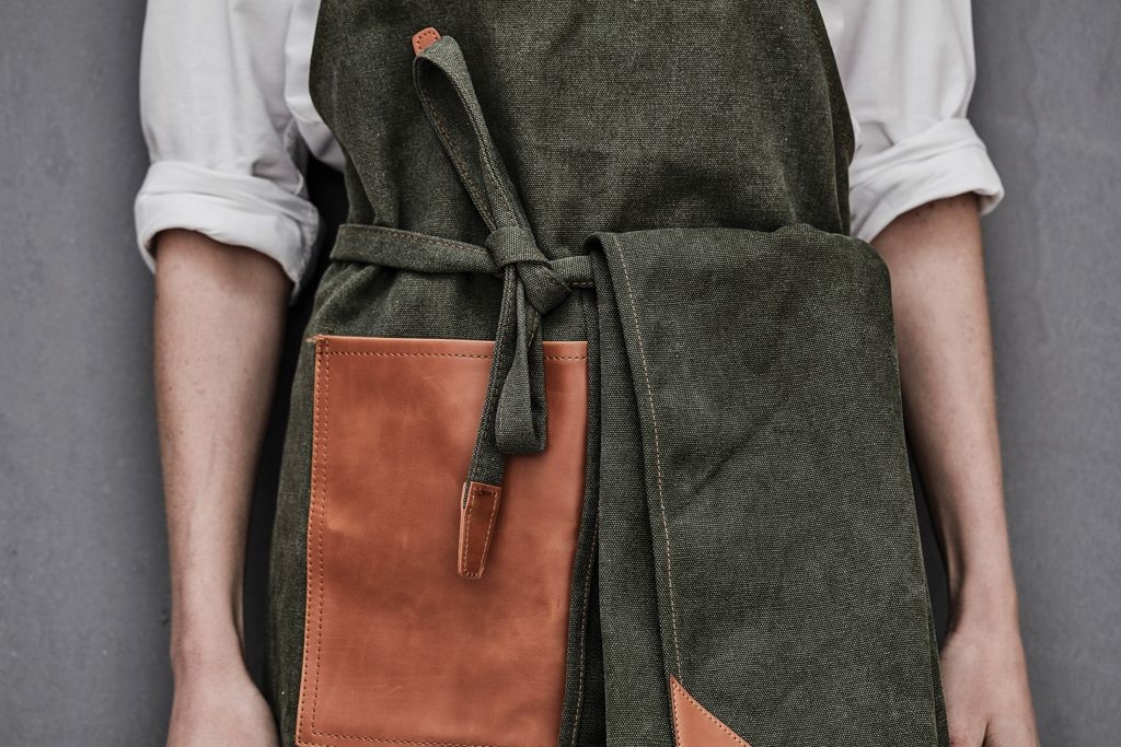 XDV215-6VINGA Asado Kuechenschuerze_ gruen