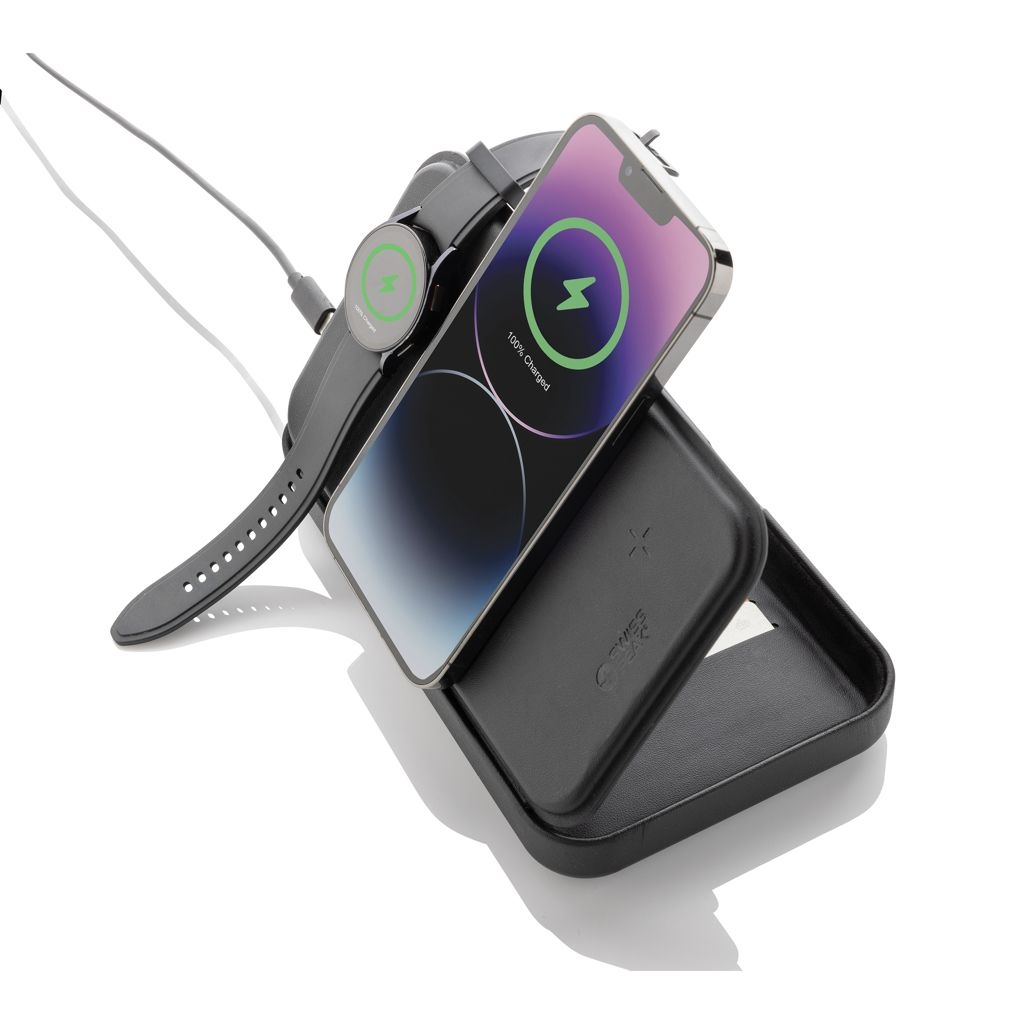 XDP309_05-01Swiss Peak Travel-Case aus RCS rec. PU mit 3-in-1-Charger_ schwarz