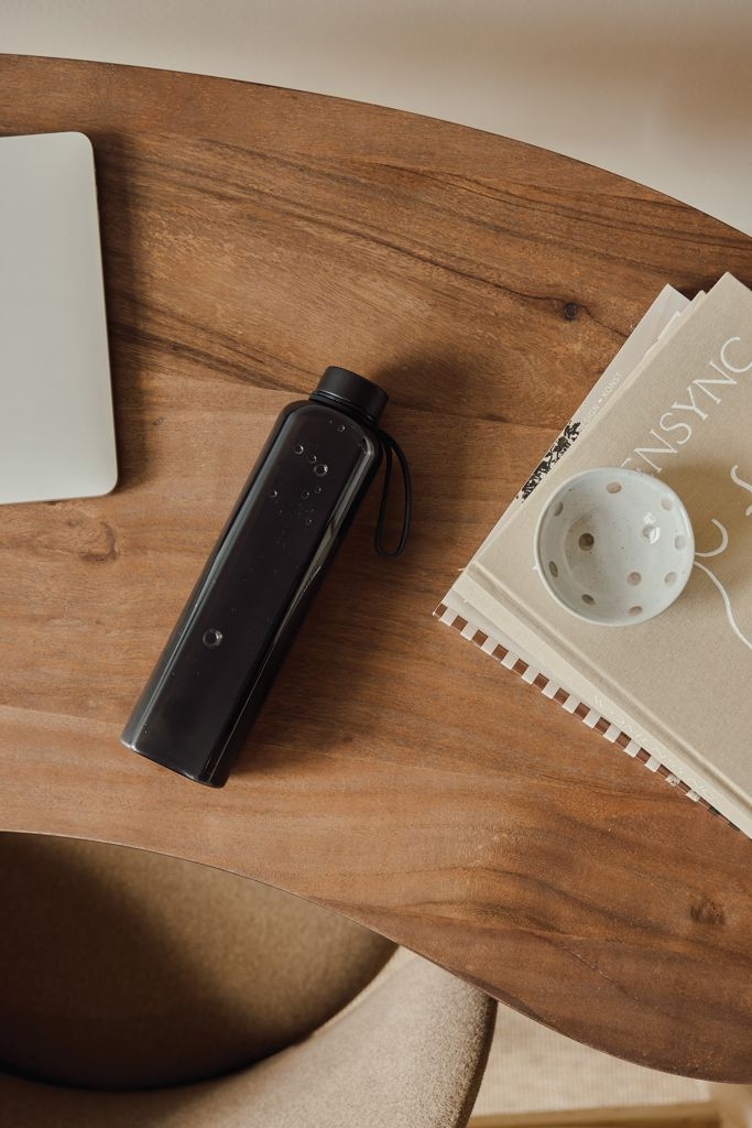 XDV43307-01VINGA Arch 550ml Flasche aus RCS recyceltem PET_ schwarz