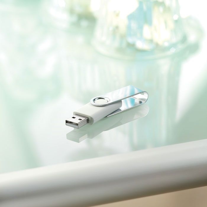 MO1001C-06-16GTechmate Pendrive Techmate. USB flash 16GB_ weiss_ 16 GB