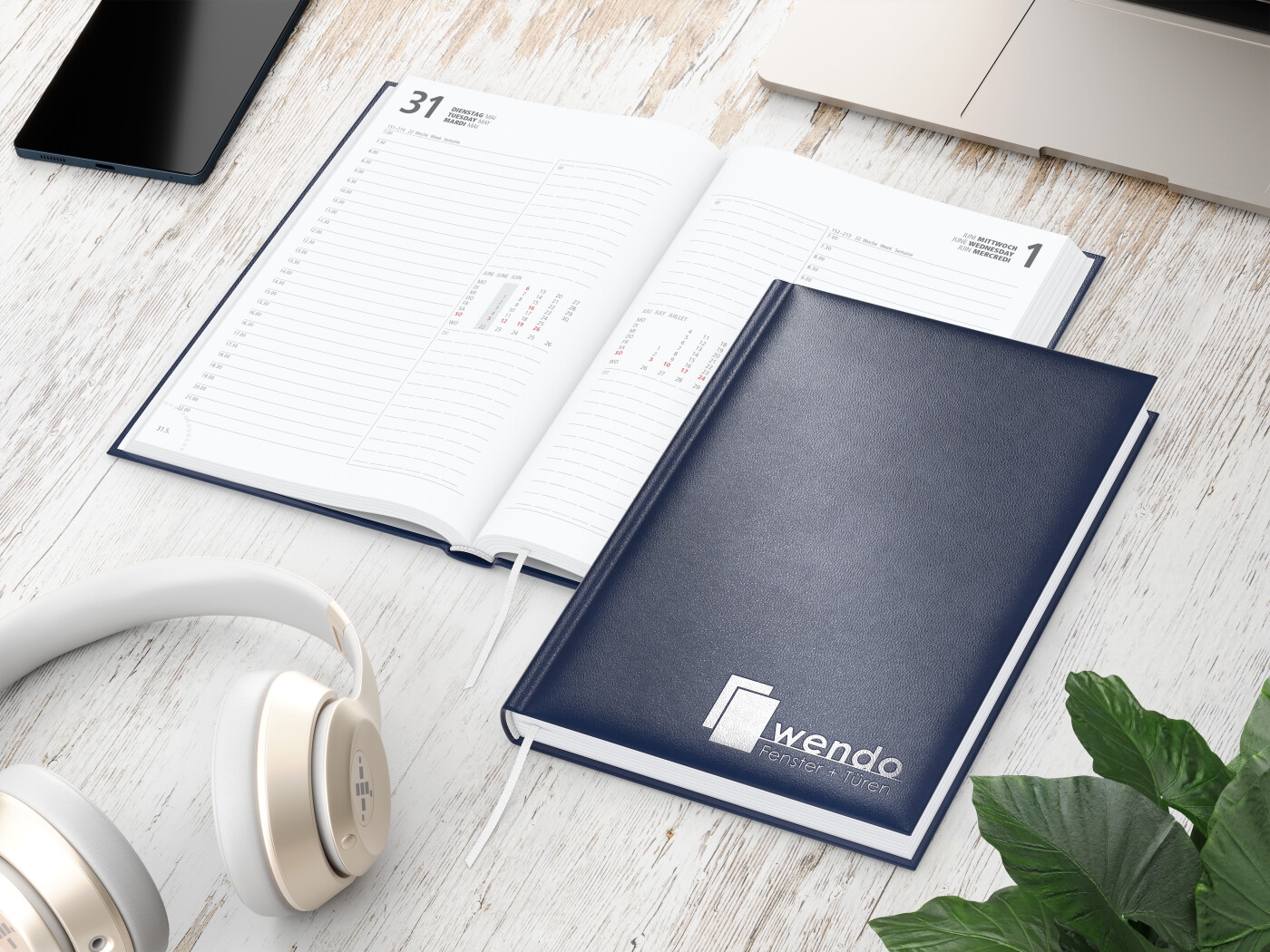 GE0020-DUSWerbeartikel Buchkalender Image_ dunkelblau_ Silberpraegung