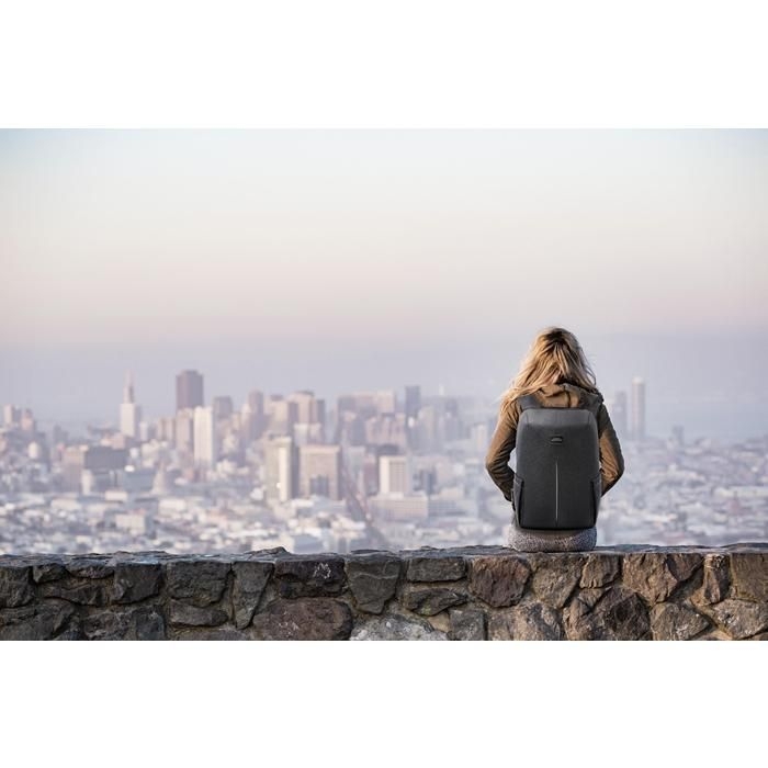 GI1163614-03BrandCharger Phantom Rucksack_ grau