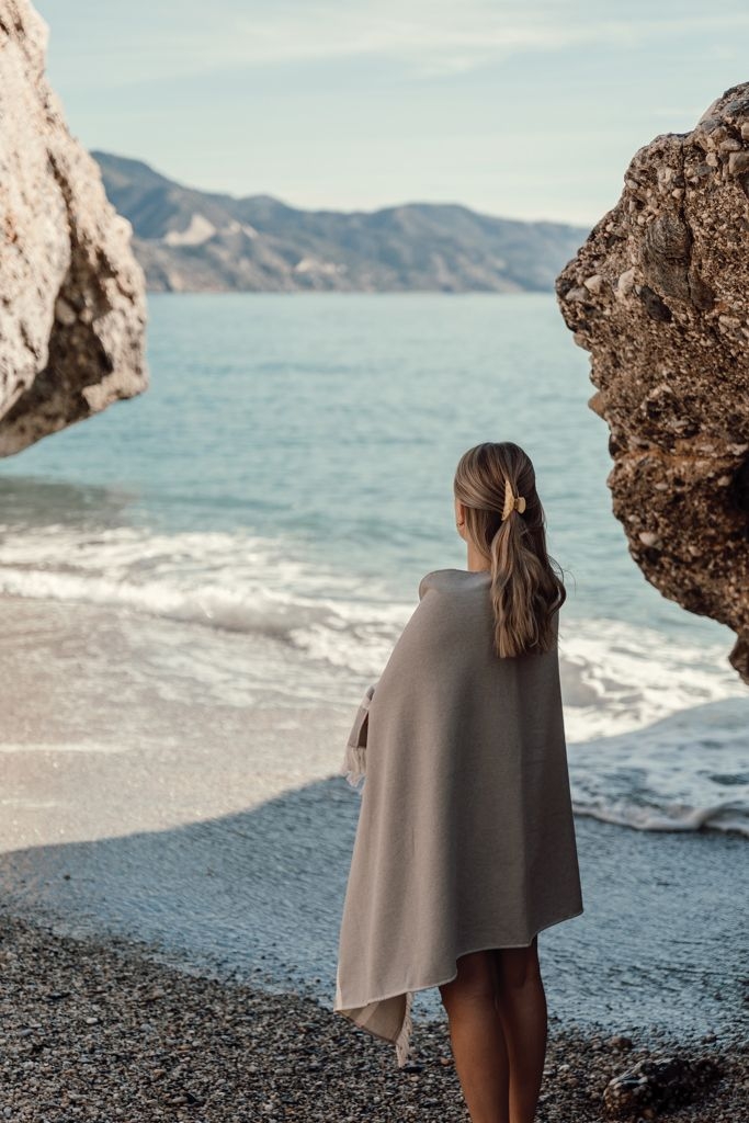 XDV45020-2VINGA Tolo Hamam-Frottierhandtuch_ grau