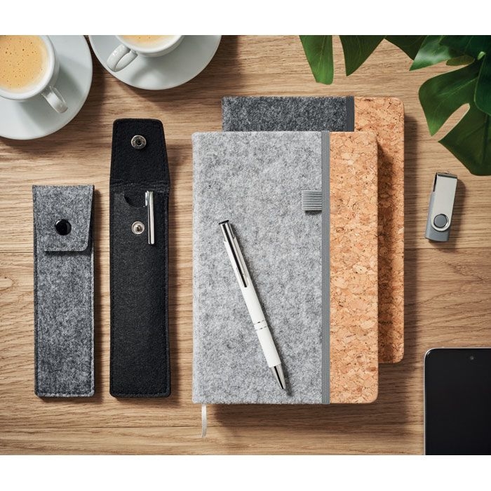 MO2473-07Cencil Stifte-Etui RPET-Filz_ grau