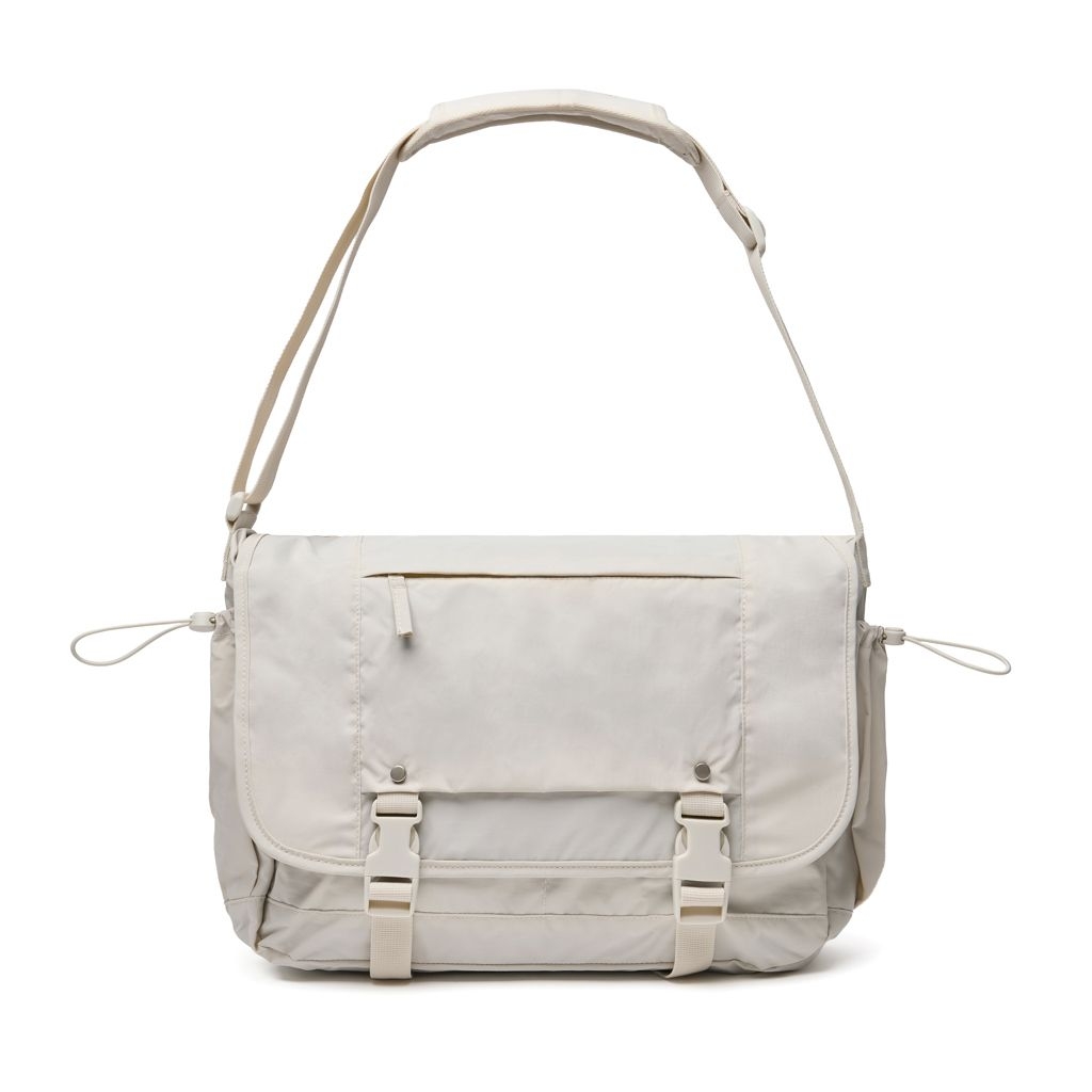 XDP732.14-19KENTO URBAN 15_6_ Messenger aus RCS recyceltem Nylon_ beige