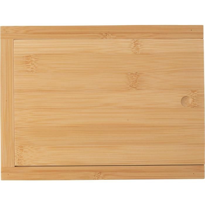 GI839567-11Kaese- und Weinset aus Bambus Patrick_ brown