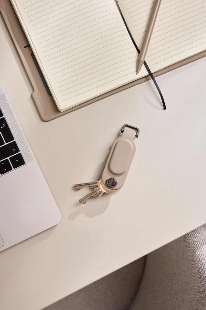 XDV30102-19VINGA Baltimore RCS Schluesselhalter mit Dual-Finder_ greige