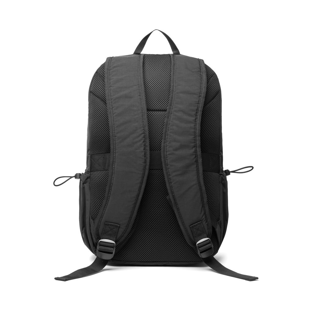 XDP763.53-01KENTO URBAN 15_6_ Rucksack aus RCS  recyceltem Nylon_ schwarz