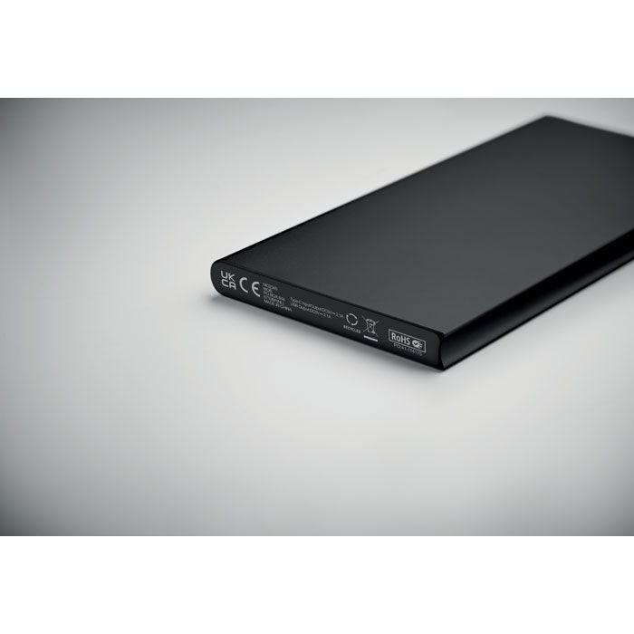 MO2340-03Powerflat8C 8000 mAh Powerbank_ schwarz