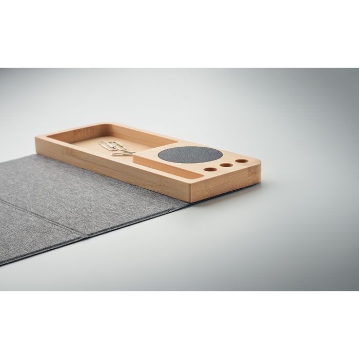 MO2281-40Pandu Induktiver Organizer 15W_ holz