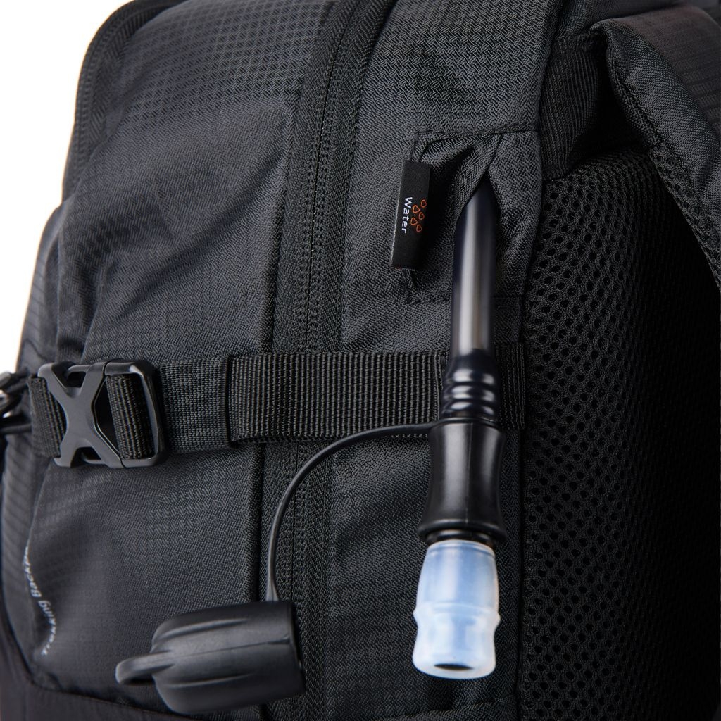 XDND200.01-01Nordic Drift Trail RCS Rucksack 24L_ schwarz