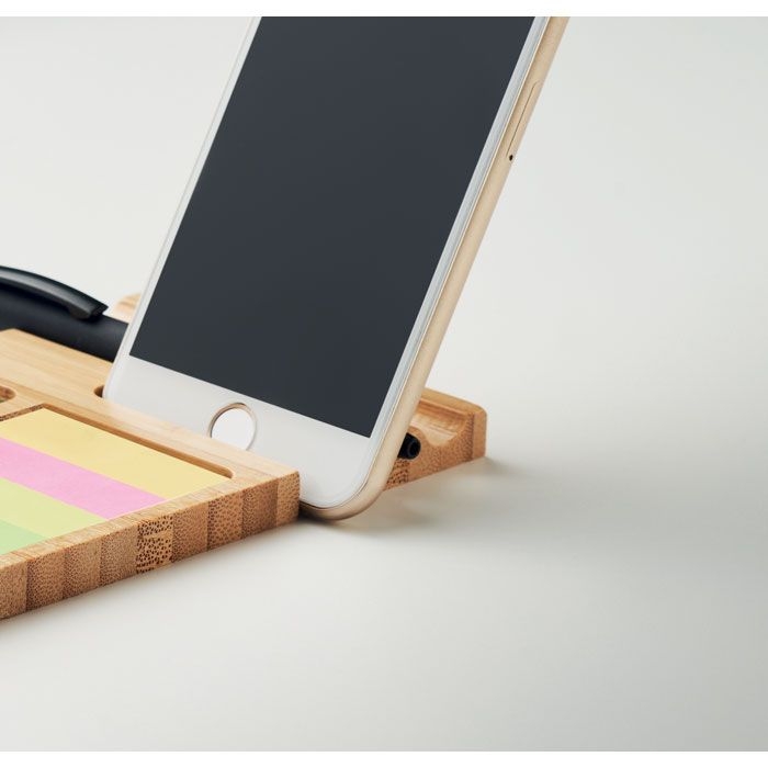 MO6451-40Trevis Smartphone Halter_ holz
