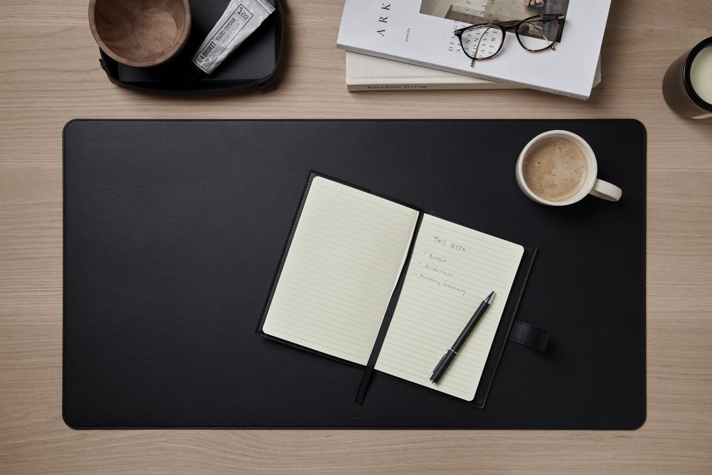 XDV30003-01VINGA Timo Schreibtischunterlage aus RCS rec. rPET_ schwarz