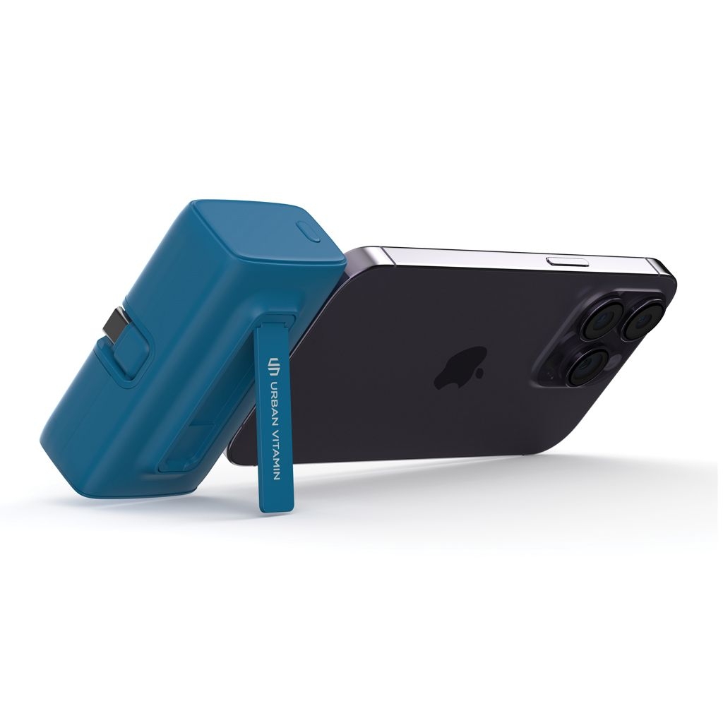 XDP322_85-05Urban Vitamin Los Angeles 20W Powerbank aus RCS rec. Plastik_ blau
