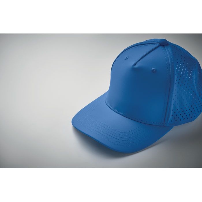 MO2543-37Capo Performance Kappe 5 Panels_ koenigsblau