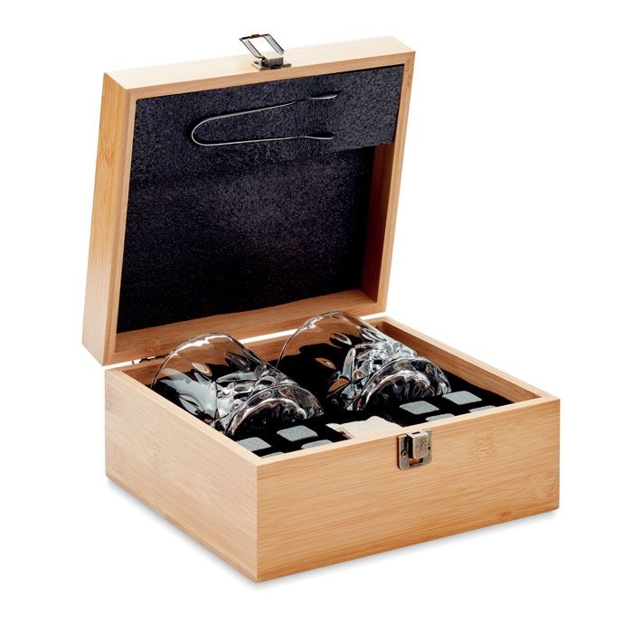 MO9941-40Inverness Whisky Set in Bambus Box_ holz