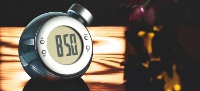 Werbeartikel Tischuhren