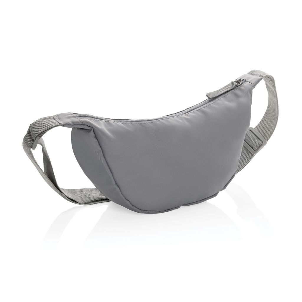 XDP763.20-12Crescent AWARE™ RPET Half-Moon Sling Tasche_ Silbergrau