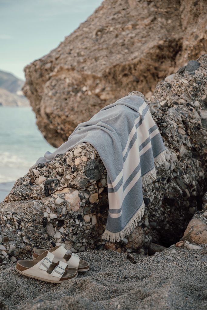 XDV45020-5VINGA Tolo Hamam-Frottierhandtuch_ navy blau