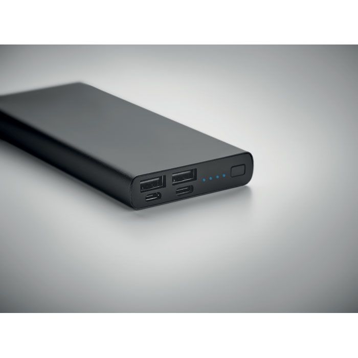 MO6770-03Powerflat 10C Powerbank 10000 mAh_ schwarz