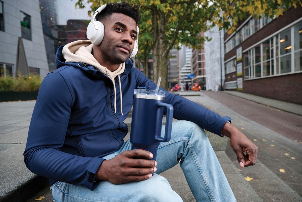 XDP437.33-25Peakflow Becher aus RCS recyceltem Stainless Steel 1200ml_ navy blau