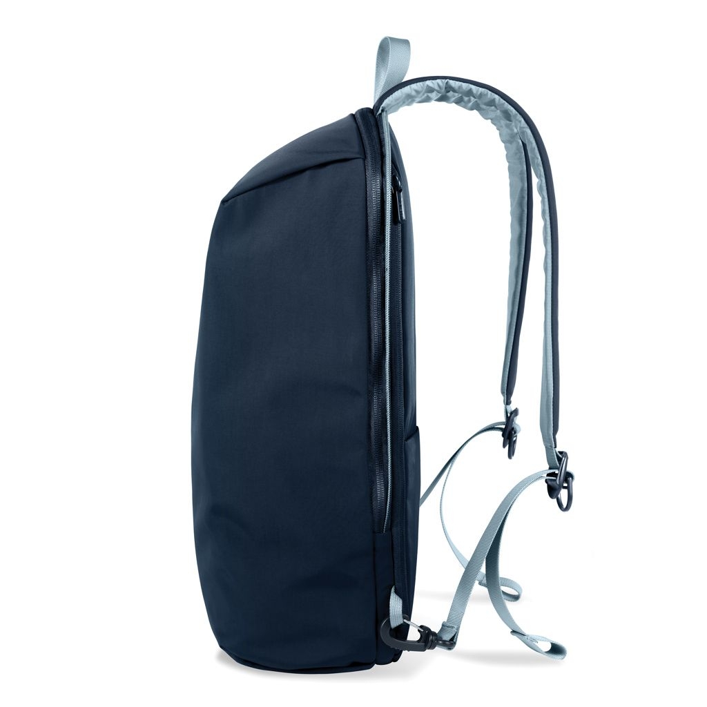 XDP706.33-15XD Design Switch 2-in-1 Rucksack_ hellblau