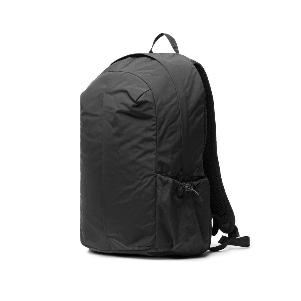 XDP763.53-01KENTO URBAN 15_6_ Rucksack aus RCS  recyceltem Nylon_ schwarz