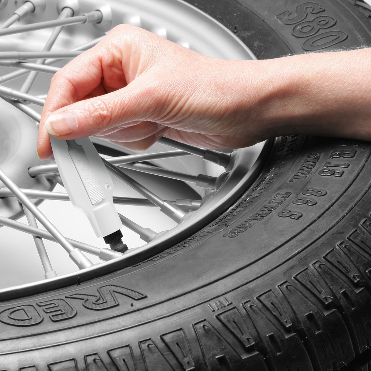 HE8275-0-0Reifenprofiltiefenmesser mit Ventilkappendreher_ weiss_ weiss