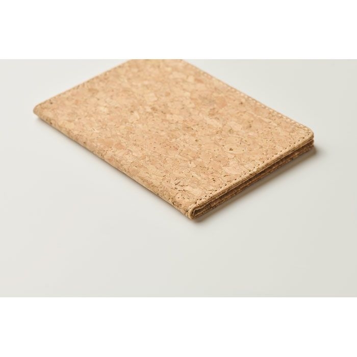 MO2624-13Corkpass Reisedokumenten-Etui_ beige