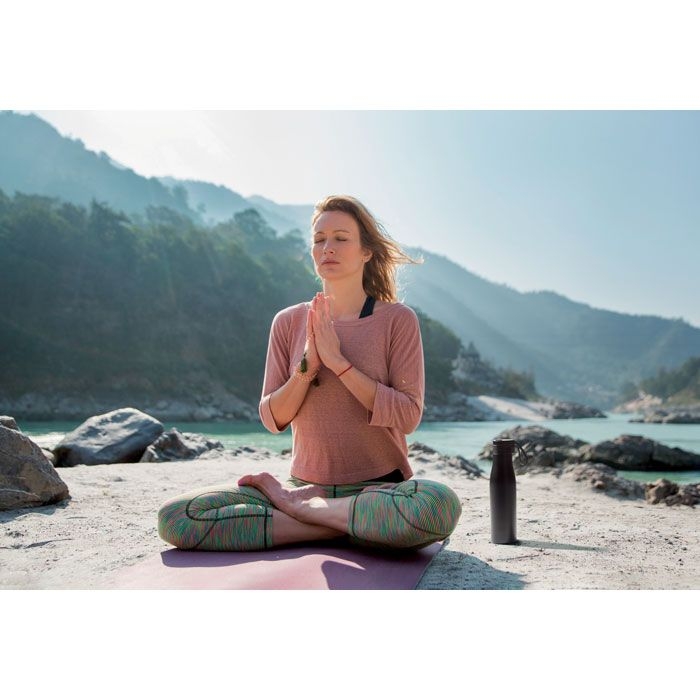 MO6376-03Ursus Isolierflasche 600 ml_ schwarz