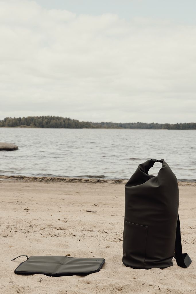 XDV77502-07VINGA Baltimore RCS Roll-Top Kuehltasche_ gruen