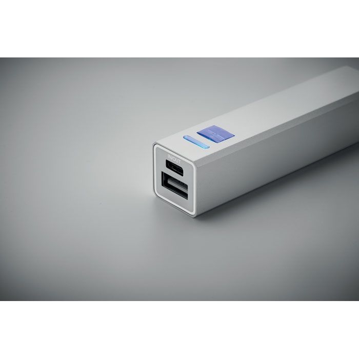 MO2374-16Poweraluc 2600 mAh Powerbank_ mattsilber