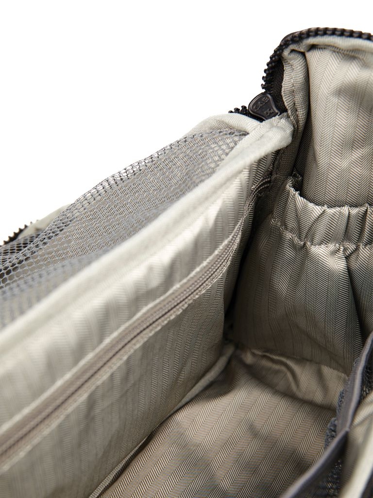 XDV8200-21VINGA Baltimore Reise-Kosmetiktasche_ schwarz