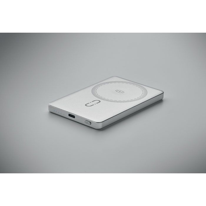 MO3179-16Core Powerbank 5000mAh_ mattsilber