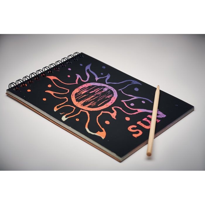MO6699-40Black Notizbuch mit Kratzpapier_ holz