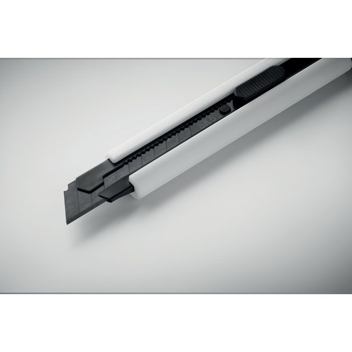 MO2769-06Blade _ Einziehbares Cuttermesser_ weiss