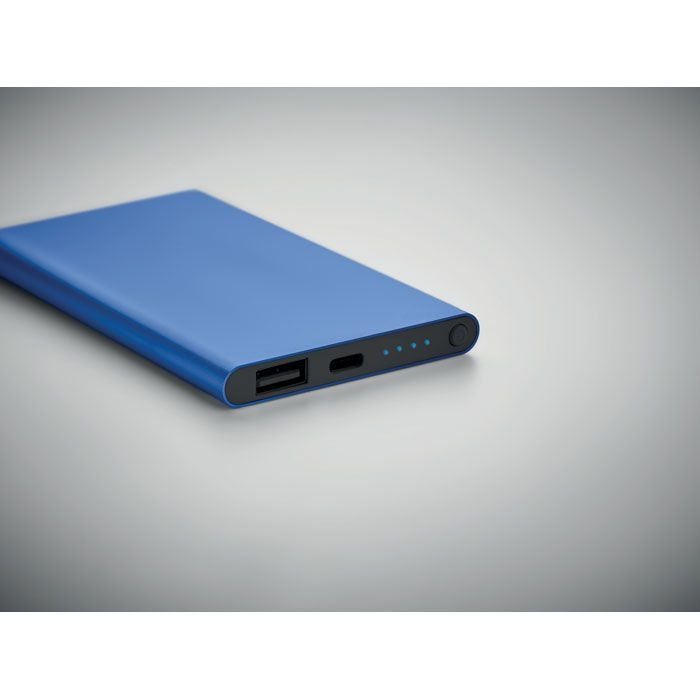 MO6825-37Powerflat C Powerbank_ koenigsblau