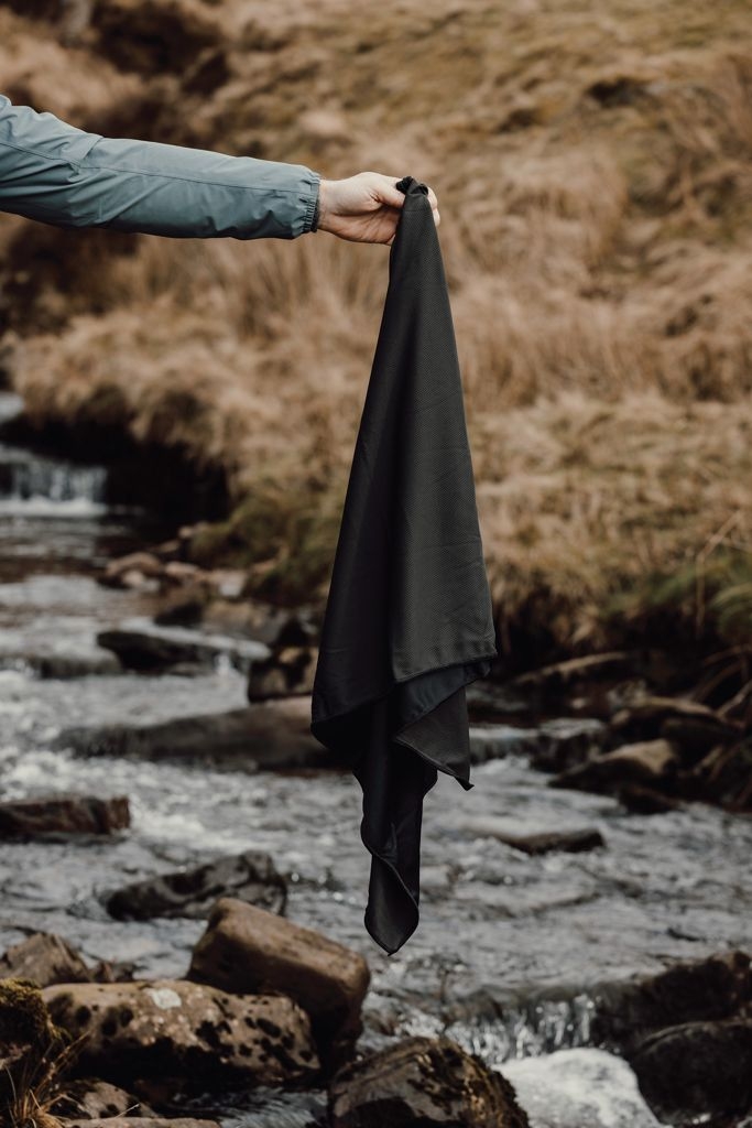 XDND600.00-01Nordic Drift GRS Aero Sport-Handtuch_ schwarz